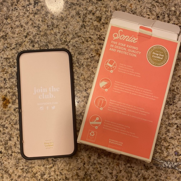 Sonix Leopard phone case - Picture 3 of 3